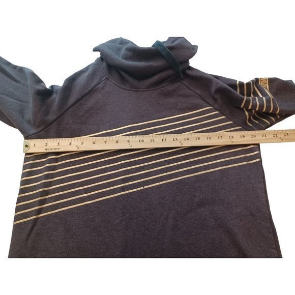 Women's Under‎ Armour Deep Purple Long Sleeve Scoop Neck Hoodie Size Medium - Picture 8 of 8